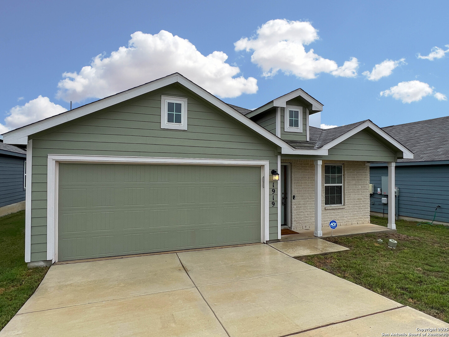 1919 Fieldfare New Braunfels TX 78130