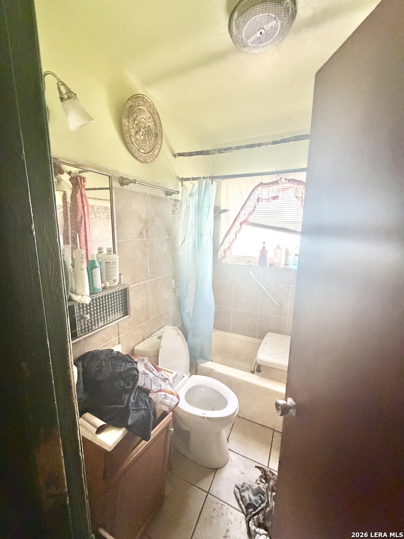 227 Rock Valley Drive San Antonio TX 78227