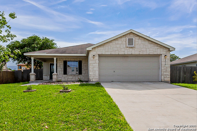 2058 Dragon Trail New Braunfels TX 78130