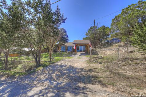 1069 Trail Pass Canyon Lake TX 78133