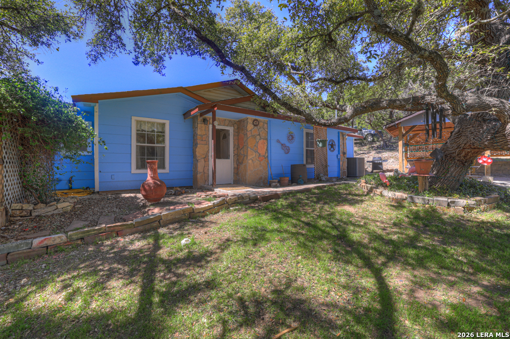 1069 Trail Pass Canyon Lake TX 78133