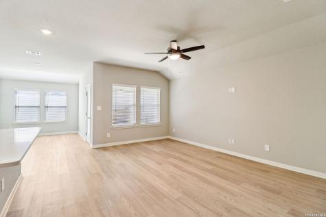 2923 Junction Bay Converse TX 78109