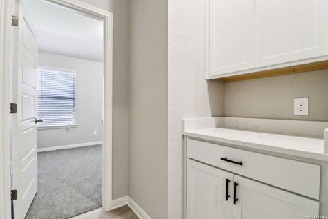 2923 Junction Bay Converse TX 78109