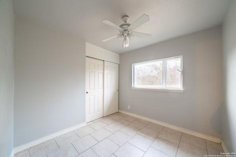 6131 Valley Bay Drive San Antonio TX 78250