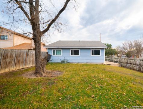 6131 Valley Bay Drive San Antonio TX 78250