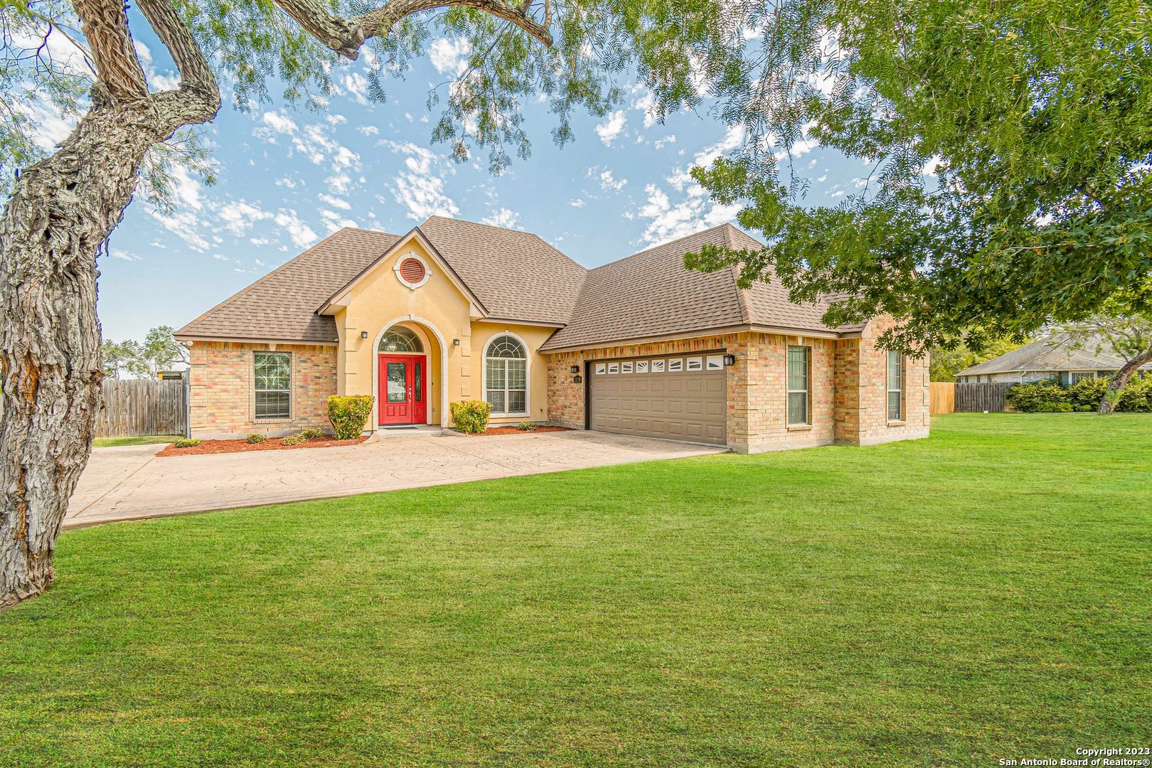 2240 Hunters Way Seguin TX 78155