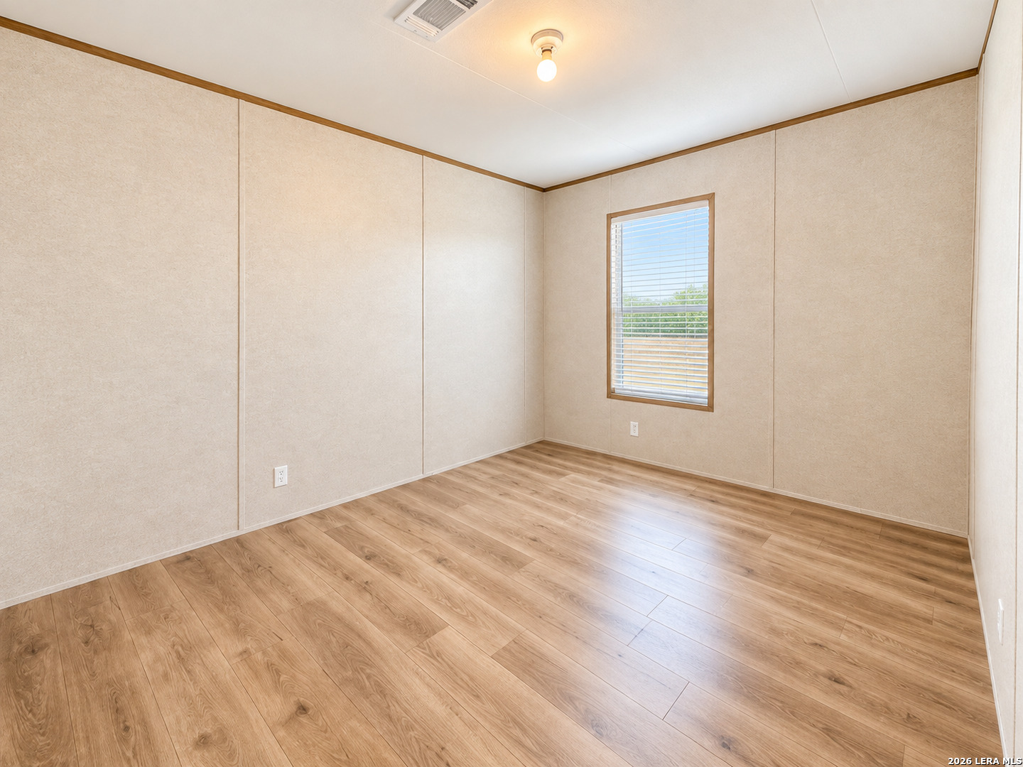 15 Plum Street Charlotte TX 78011