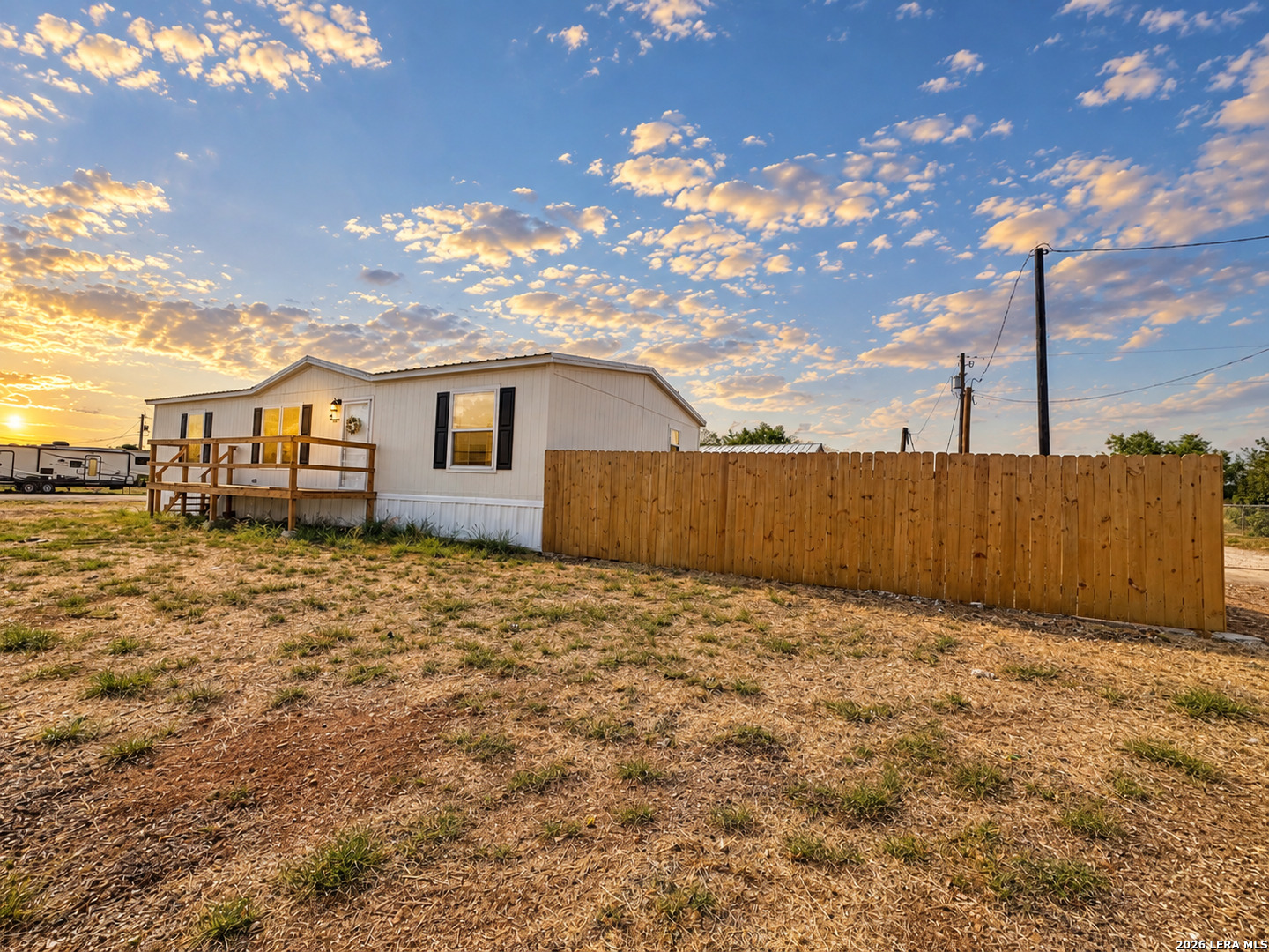 15 Plum Street Charlotte TX 78011