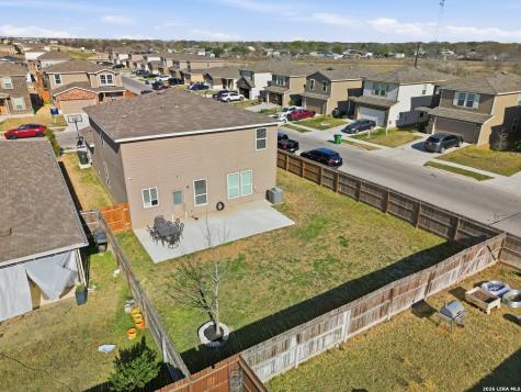 456 Nova Zembla New Braunfels TX 78130
