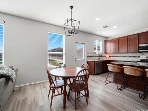 456 Nova Zembla New Braunfels TX 78130