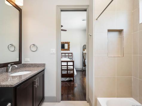 23214 Edens Canyon San Antonio TX 78255