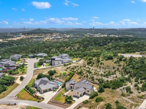 23214 Edens Canyon San Antonio TX 78255