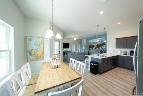 104 Wakatobi Rockport TX 78382