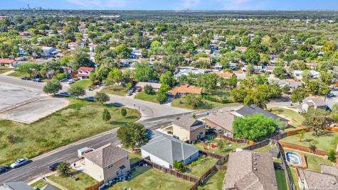 6610 Woodstock San Antonio TX 78223