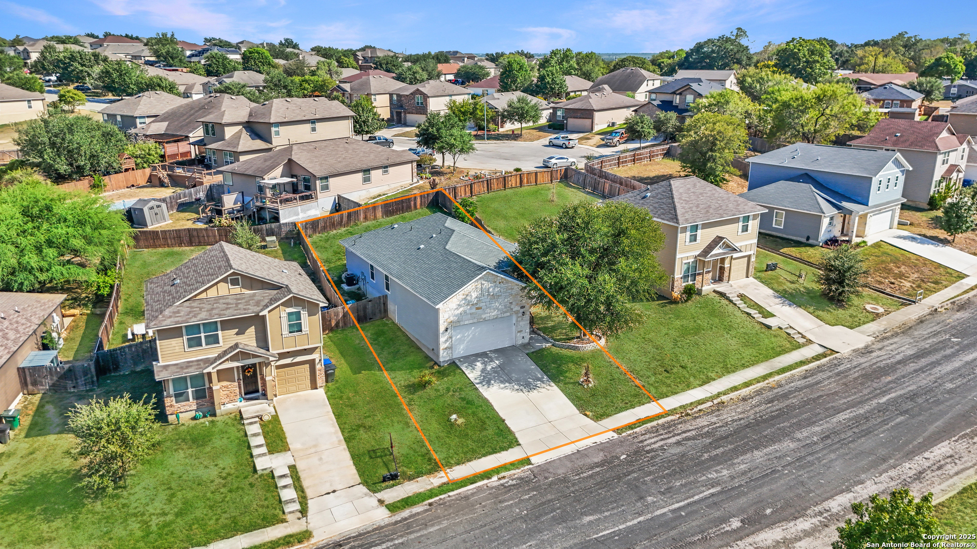 6610 Woodstock San Antonio TX 78223