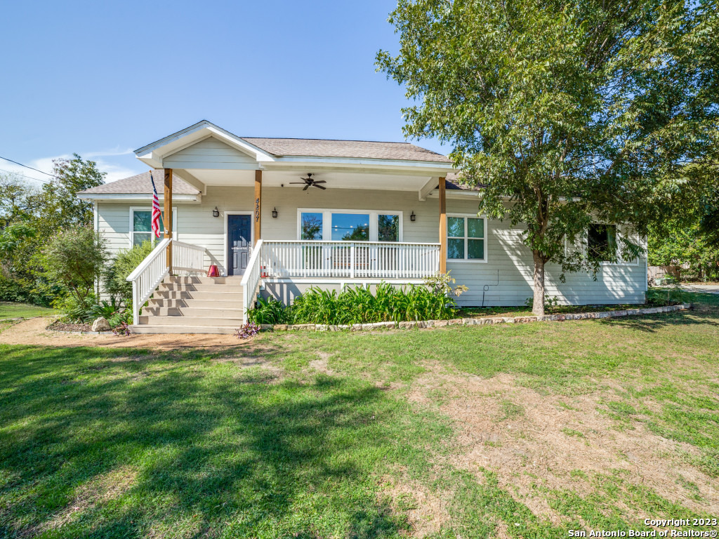 4207 W Horseshoe Bend San Antonio TX 78228
