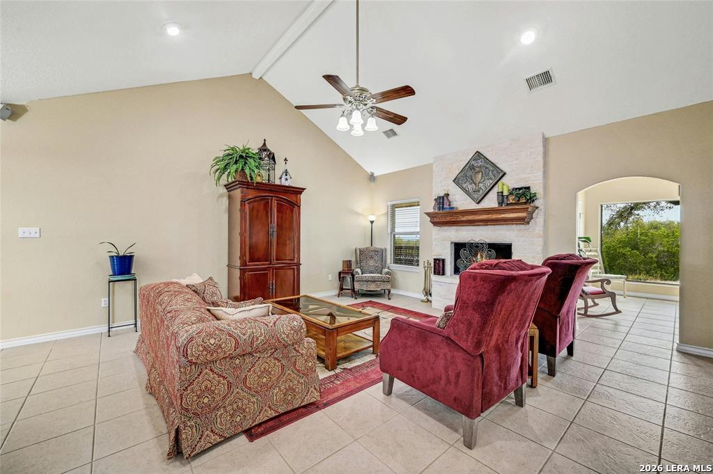 1370 Sunset View Fischer TX 78623