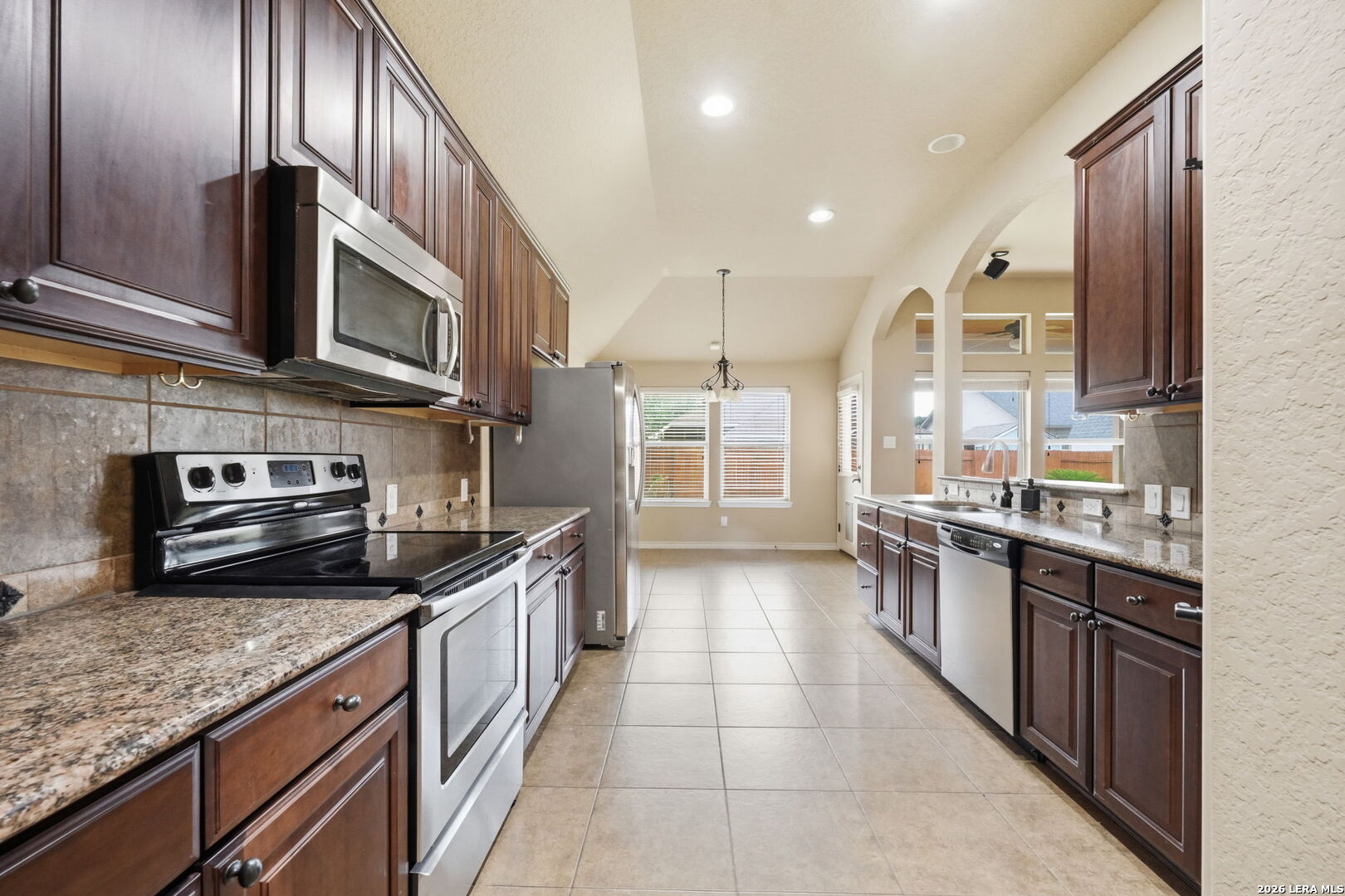 15708 Dell Lane Selma TX 78154