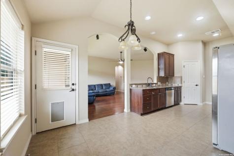 15708 Dell Lane Selma TX 78154