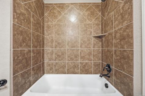 15708 Dell Lane Selma TX 78154