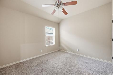 15708 Dell Lane Selma TX 78154