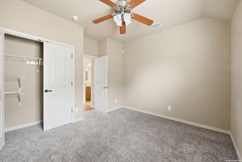 15708 Dell Lane Selma TX 78154
