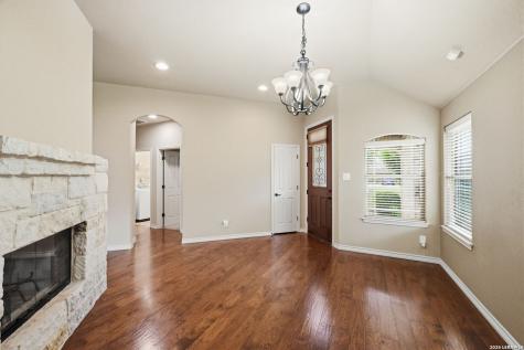 15708 Dell Lane Selma TX 78154