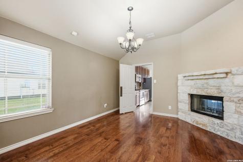 15708 Dell Lane Selma TX 78154