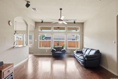 15708 Dell Lane Selma TX 78154