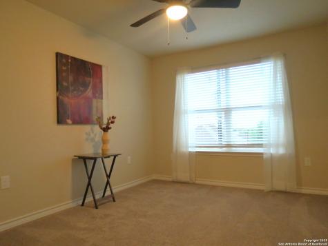 740 Crestview Floresville TX 78114