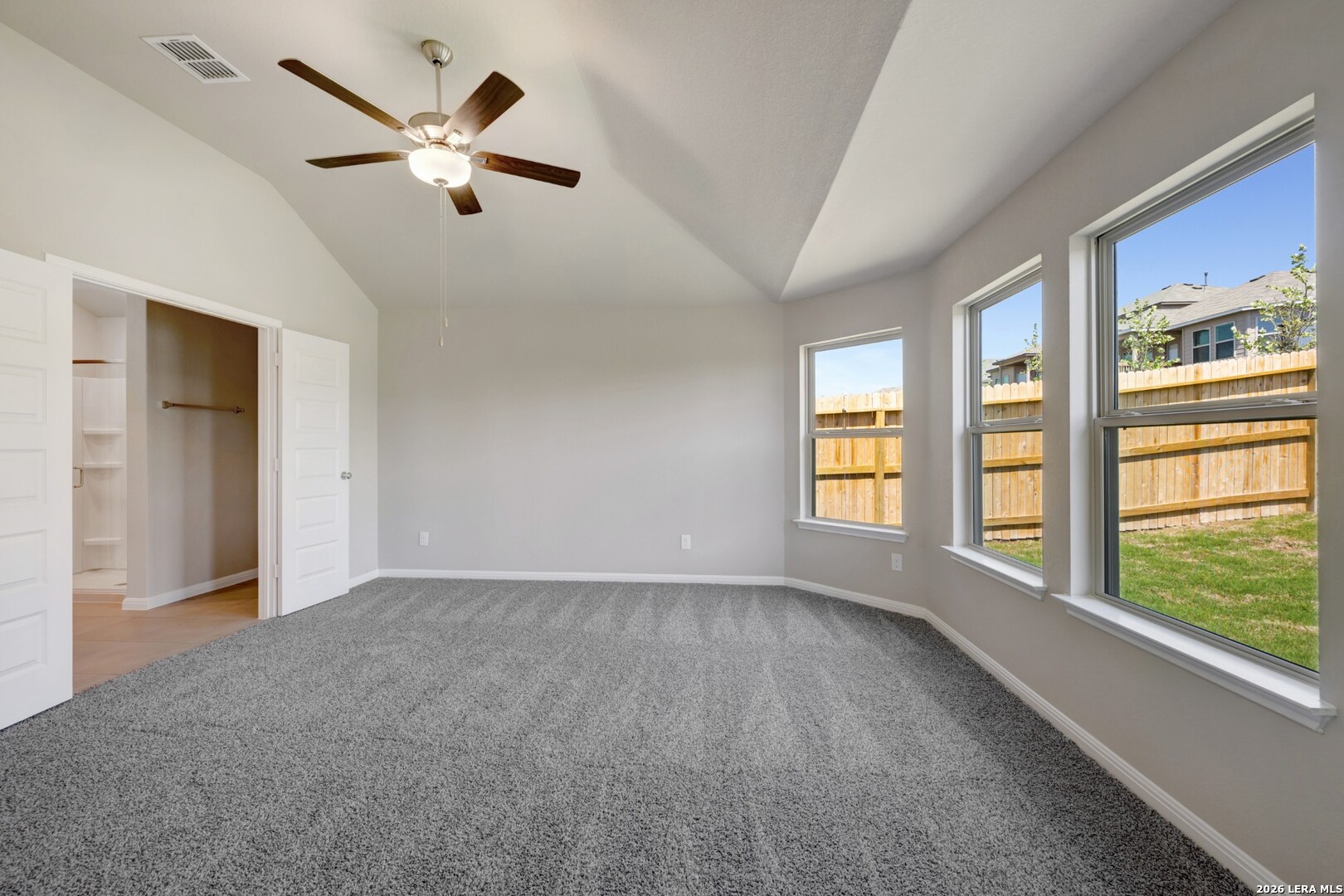 6252 Persimmon Lake San Antonio TX 78245