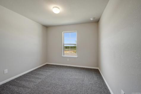 6252 Persimmon Lake San Antonio TX 78245