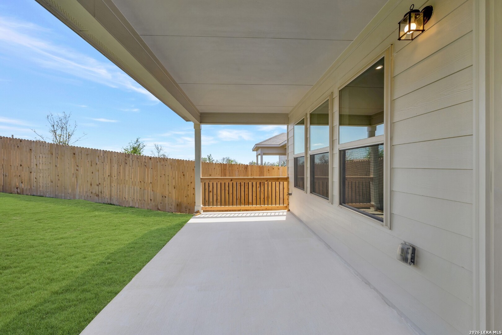 6252 Persimmon Lake San Antonio TX 78245