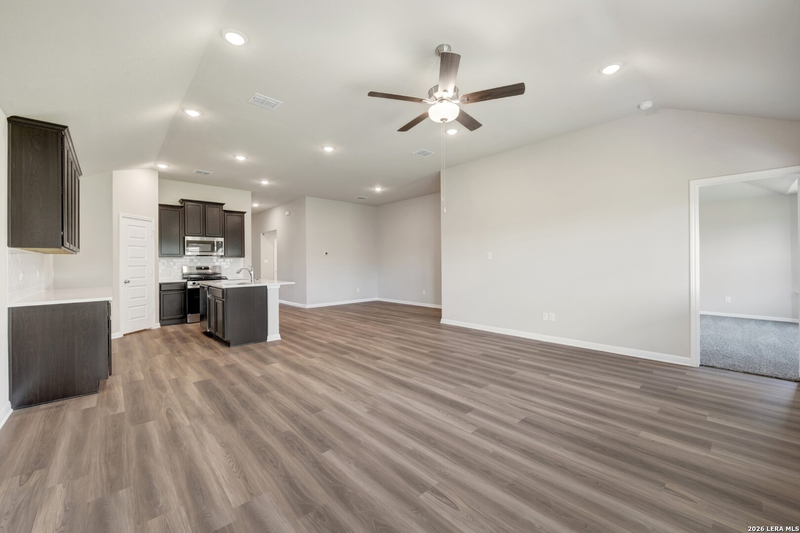 6252 Persimmon Lake San Antonio TX 78245
