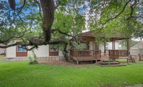 141 County Road 786 Natalia TX 78059
