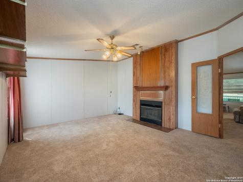 141 County Road 786 Natalia TX 78059