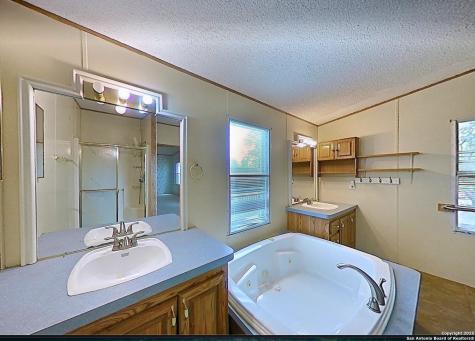 141 County Road 786 Natalia TX 78059