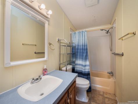 141 County Road 786 Natalia TX 78059