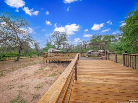 141 County Road 786 Natalia TX 78059