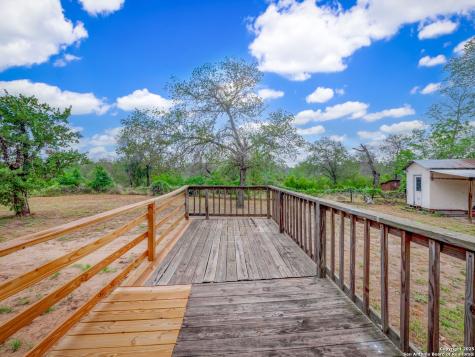 141 County Road 786 Natalia TX 78059
