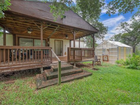 141 County Road 786 Natalia TX 78059