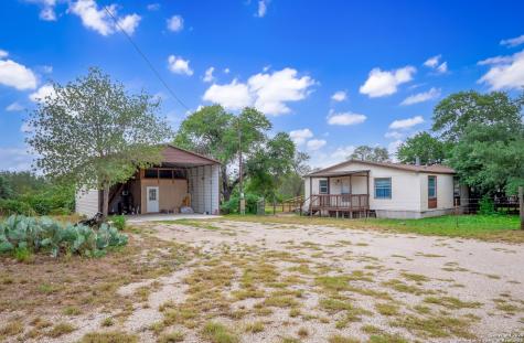 141 County Road 786 Natalia TX 78059