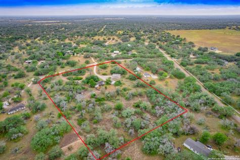 141 County Road 786 Natalia TX 78059
