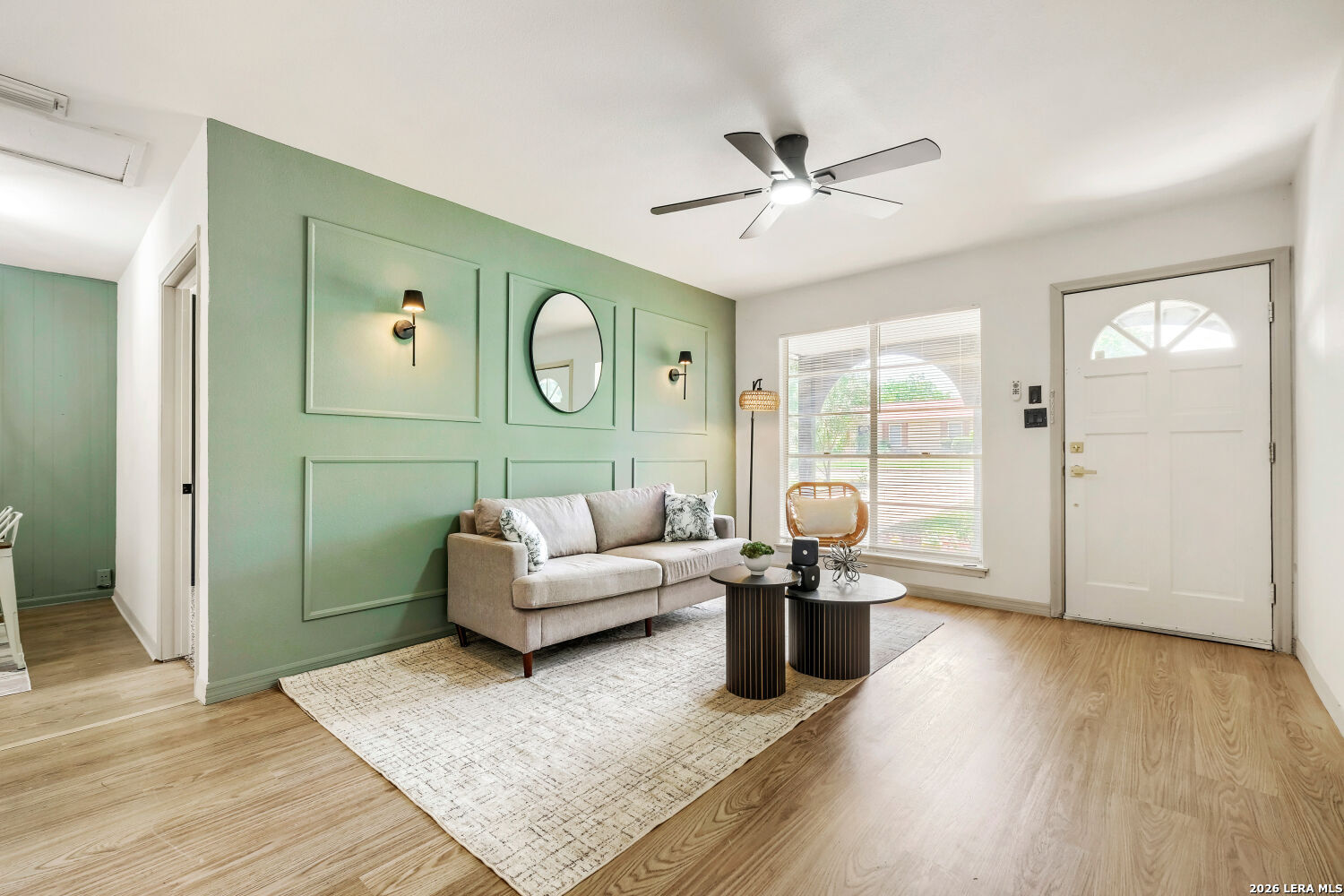 304 Avenue D Converse TX 78109
