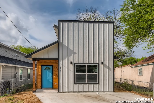 3007 Chihuahua Street San Antonio TX 78207