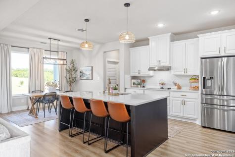 135 Lone Oak Kerrville TX 78028