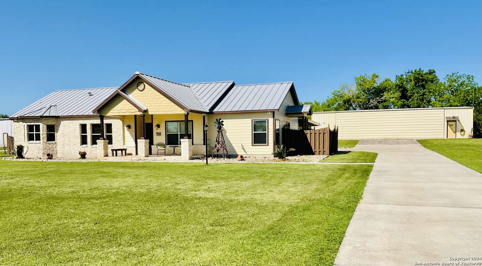 326 Tailwind Drive Seguin TX 78155