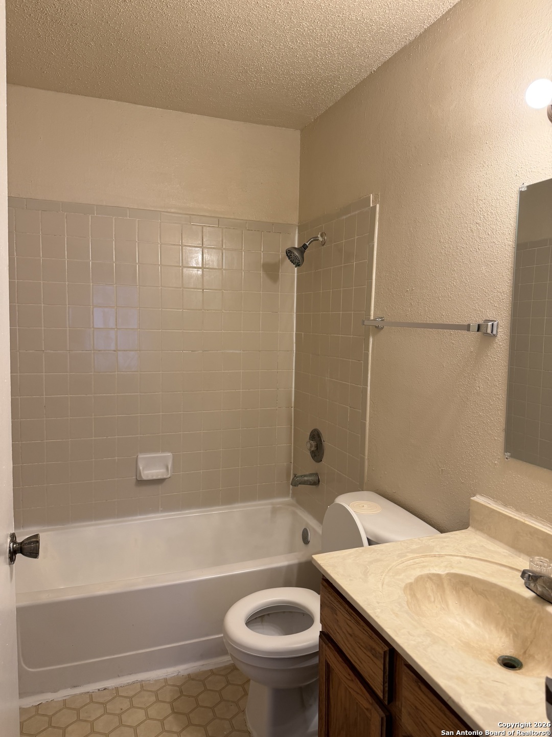 9370 Village Lance San Antonio TX 78250