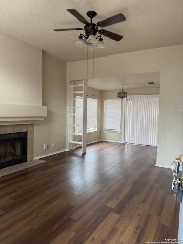 9370 Village Lance San Antonio TX 78250