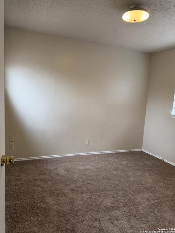 9370 Village Lance San Antonio TX 78250